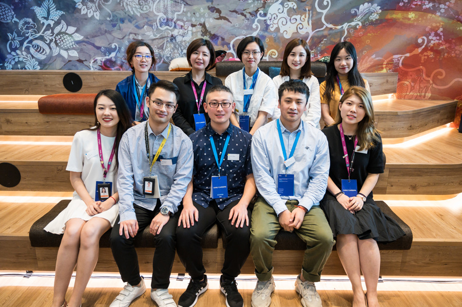 Dyson China graduates